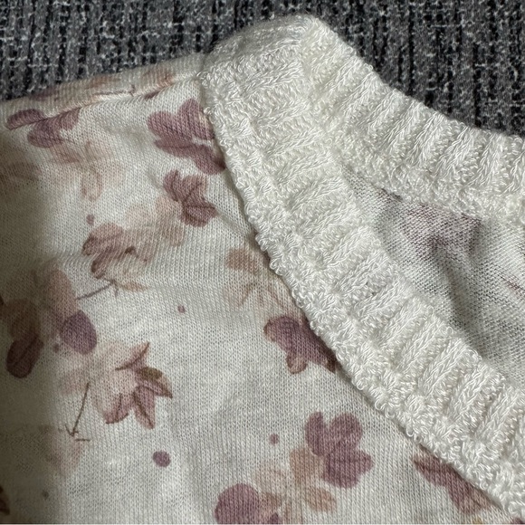 Splendid Women’s Candice Floral Linen Blend Tee - Picture 6 of 14